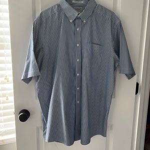 Ll bean blue and white pin stripe short sleeve button down size 17-reg